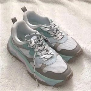 NINE WEST TAYBRE LACE UP SNEAKERS